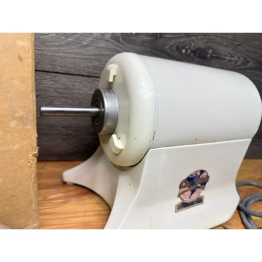 VTG Champion Juicer 1/3 HP Heavy Duty Motor with accessories
